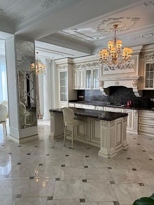 Роскошная 5 комнатная квартира , 380 м², 14 этаж, Дизайнерский ремонт Бишкек - изображение 1