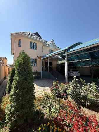 Особняк. 5 комнат, 360 м², Дизайнерский ремонт Бишкек