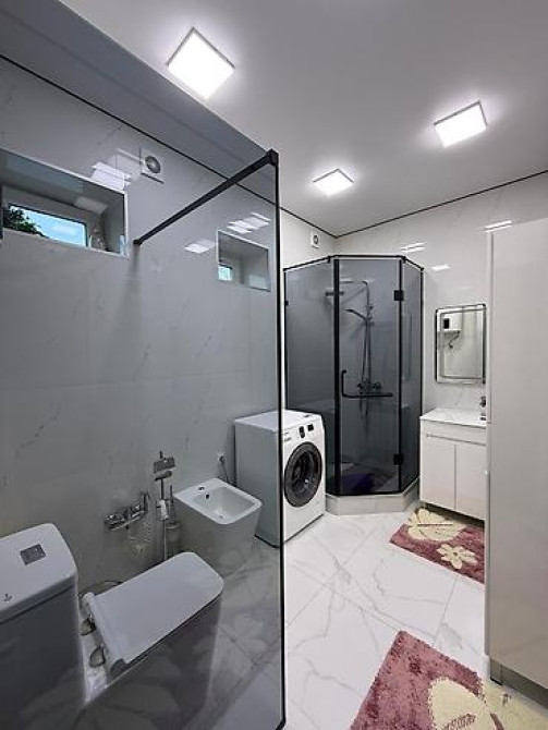 Особняк. 5 комнат, 360 м², Дизайнерский ремонт Бишкек - изображение 11