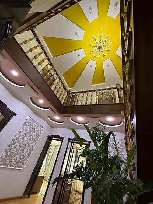 Особняк. 5 комнат, 360 м², Дизайнерский ремонт Бишкек - изображение 8