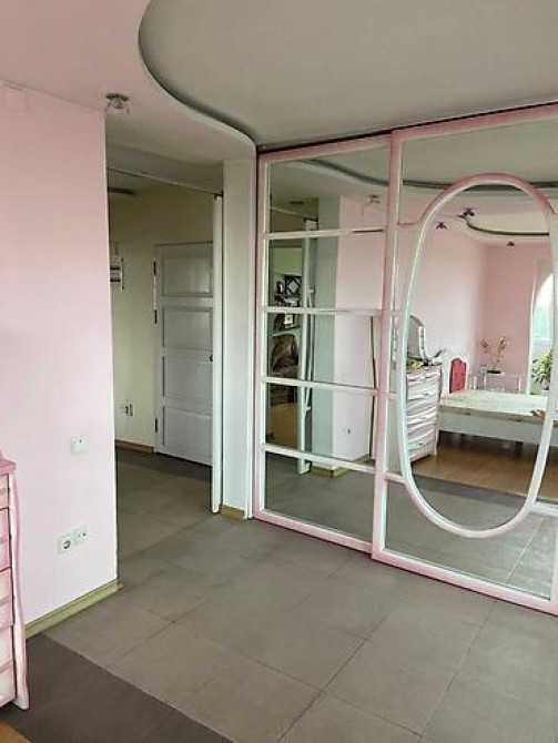 5 комнат, 230 м², Индивидуалка, 5 этаж, Дизайнерский ремонт Bishkek - photo 1