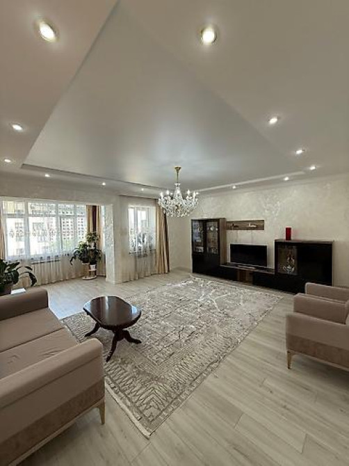 3 комнаты, 130 м², Элитка, 6 этаж, Дизайнерский ремонт Bishkek - photo 24