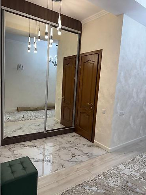 3 комнаты, 130 м², Элитка, 6 этаж, Дизайнерский ремонт Bishkek - photo 3