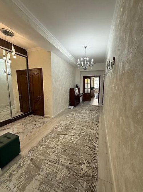 3 комнаты, 130 м², Элитка, 6 этаж, Дизайнерский ремонт Bishkek - photo 4