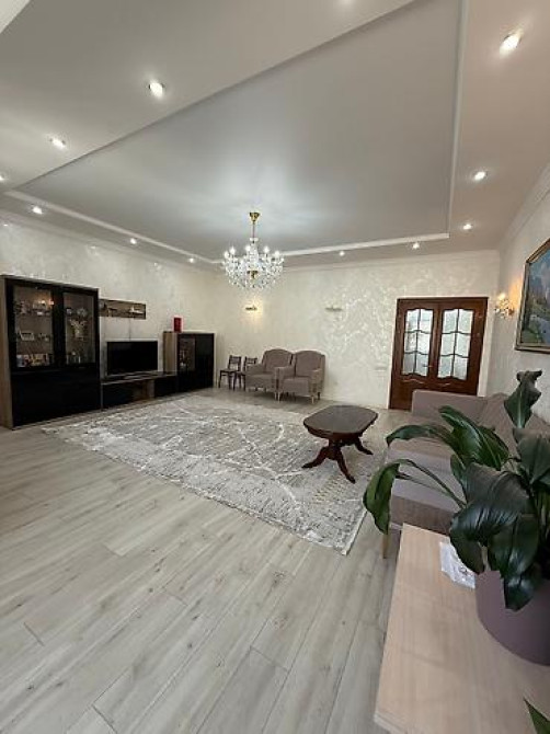 3 комнаты, 130 м², Элитка, 6 этаж, Дизайнерский ремонт Bishkek - photo 11