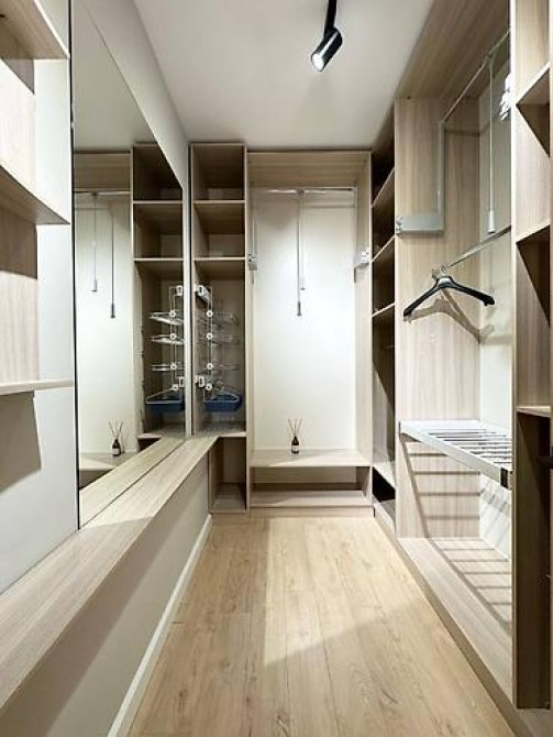 Срочно продаётся 4-х комнатная квартира! Премиум! 180 м² Бишкек - изображение 3