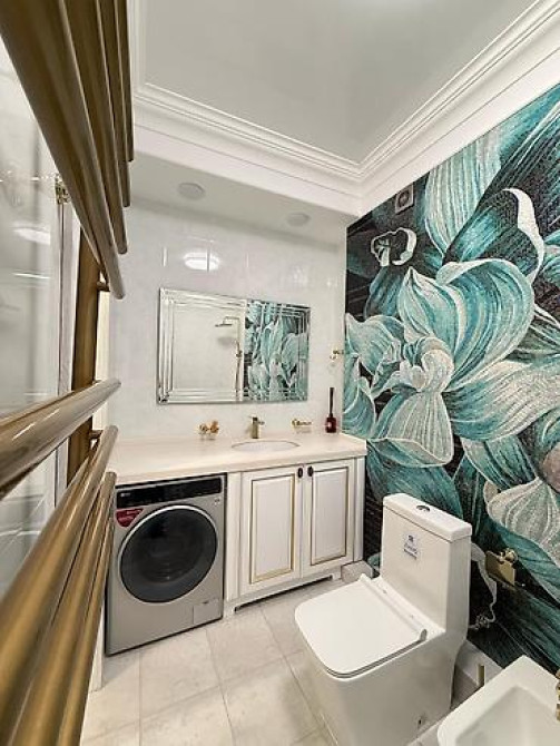 Продается 4-комнатная квартира в золотом квадрате! 185 м² Бишкек - изображение 11