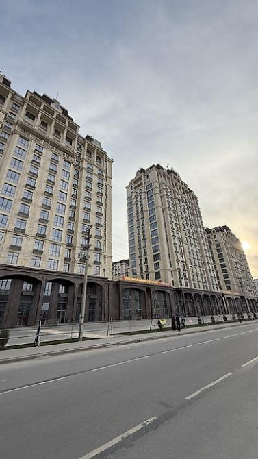 Продается 4-комнатная кв. в ЖК Елисейские поля, 174 м², ПСО Бишкек - изображение 5