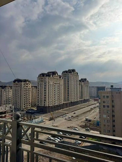 3 комнаты, 137 м², Элитка, 3 этаж, Готовая ПСО (под самоотделку) Bishkek - photo 2