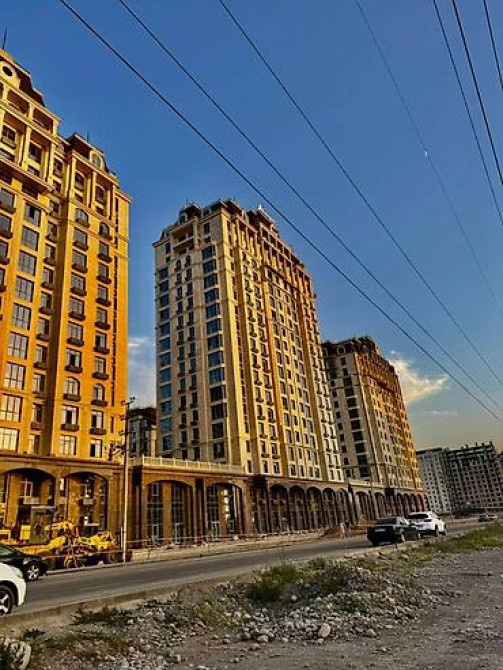 3 комнаты, 137 м², Элитка, 3 этаж, Готовая ПСО (под самоотделку) Bishkek - photo 1