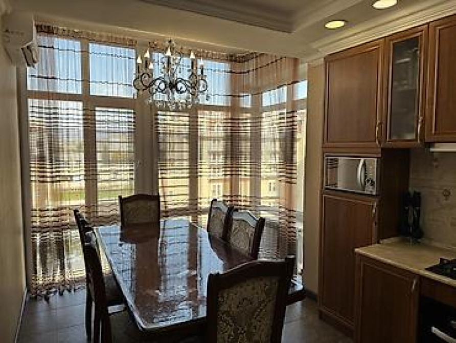 4 комнаты, 140 м², Элитка, 7 этаж, Евроремонт Bishkek - photo 5