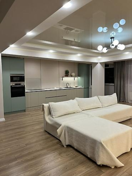 3 комнаты, 120 м², Элитка, 10 этаж, Евроремонт Бишкек - изображение 9