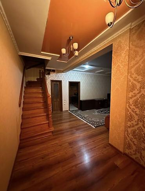 4 комнаты, 128 м², 3 этаж, Евроремонт Bishkek - photo 1