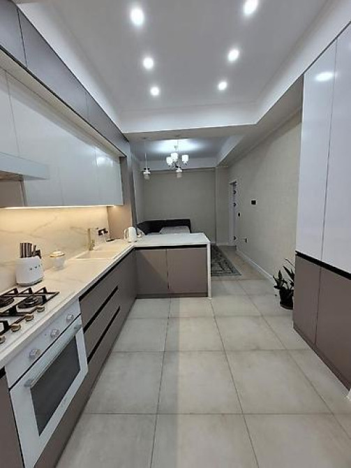 4 комнаты, 140 м², Элитка, 4 этаж, Евроремонт Бишкек - изображение 3