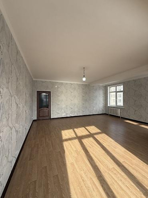 3 комнаты, 127 м², Элитка, 7 этаж, Евроремонт Бишкек - изображение 2