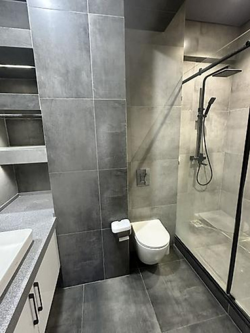 3 комнаты, 126 м², Элитка, 10 этаж, Евроремонт Бишкек - изображение 10