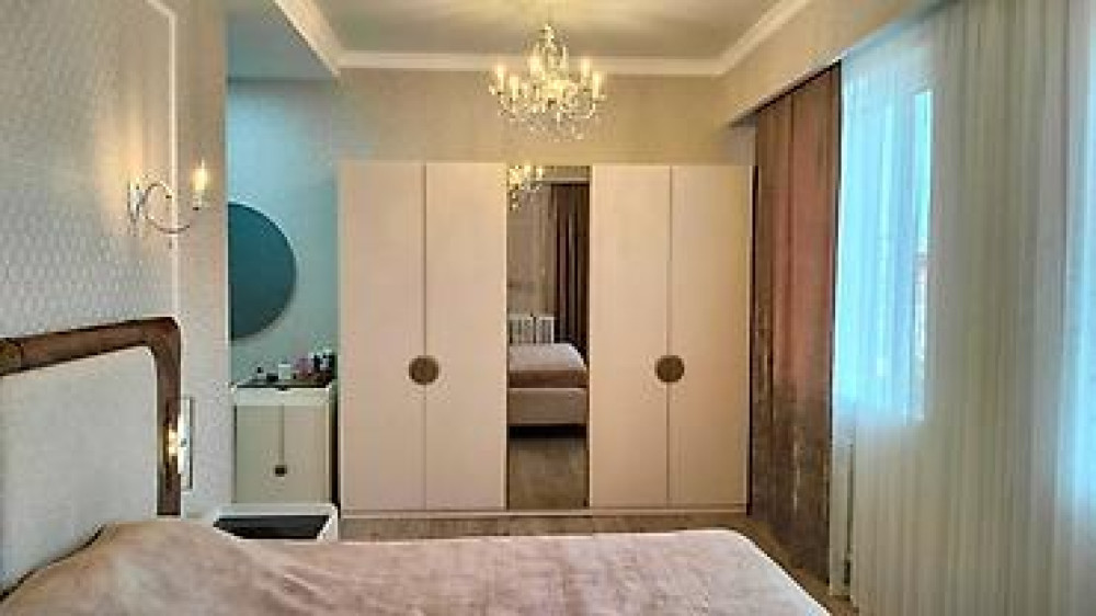 3 комнаты, 121 м², Элитка, 5 этаж, Евроремонт Бишкек - изображение 13