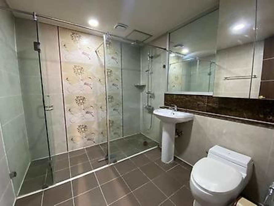 3 комнаты, 123 м², Элитка, 17 этаж, Евроремонт Бишкек - изображение 10