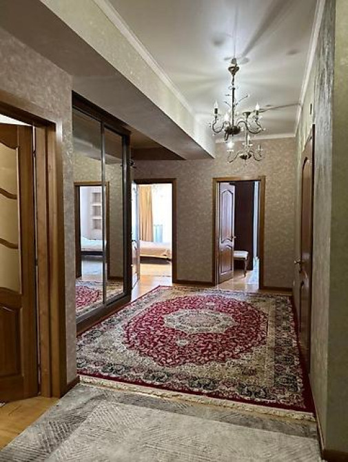 3 комнаты, 120 м², 3 этаж, Евроремонт Бишкек - изображение 3