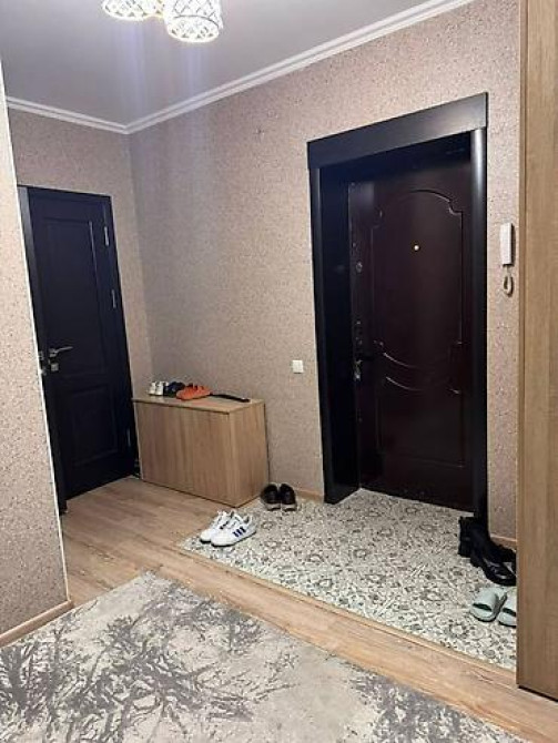 3 комнаты, 126 м², 8 этаж, Евроремонт Бишкек - изображение 2