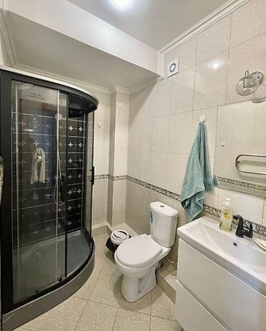 3 комнаты, 132 м², Элитка, 6 этаж, Евроремонт Бишкек - изображение 7