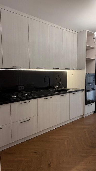 4 комнаты, 128 м², Индивидуалка, 1 этаж, Евроремонт Бишкек - изображение 6