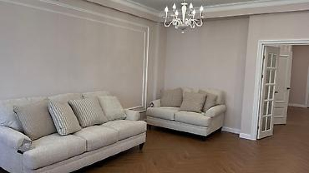 4 комнаты, 128 м², Индивидуалка, 1 этаж, Евроремонт Бишкек - изображение 3