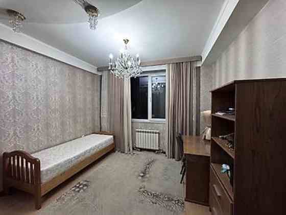 4 комнаты, 122 м², Индивидуалка, 2 этаж, Евроремонт Бишкек