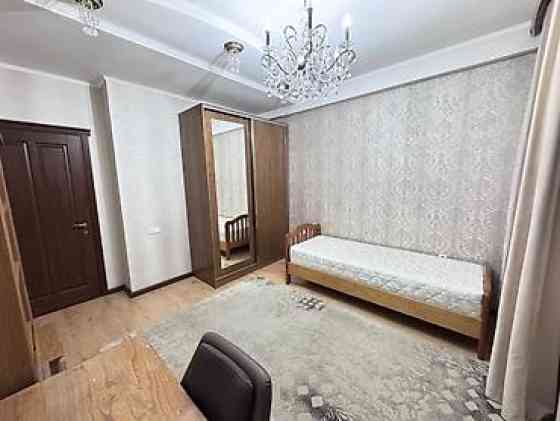 4 комнаты, 122 м², Индивидуалка, 2 этаж, Евроремонт Бишкек