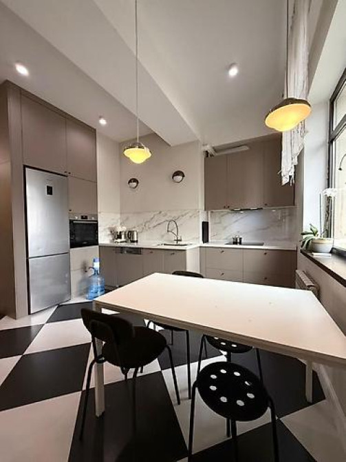 3 комнаты, 138 м², Элитка, 3 этаж, Евроремонт Бишкек - изображение 8