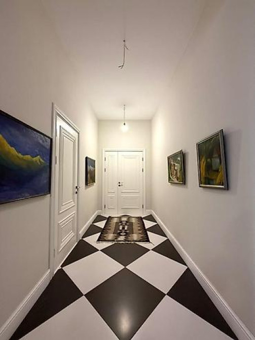 3 комнаты, 138 м², Элитка, 3 этаж, Евроремонт Бишкек - изображение 2