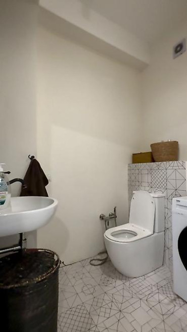 3 комнаты, 138 м², Элитка, 3 этаж, Евроремонт Бишкек - изображение 15