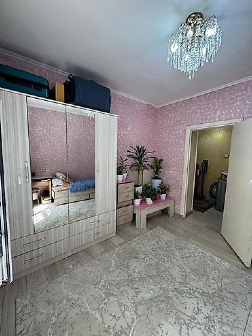 2 комнаты, 52 м², 105 серия, 1 этаж, Косметический ремонт Бишкек - изображение 1