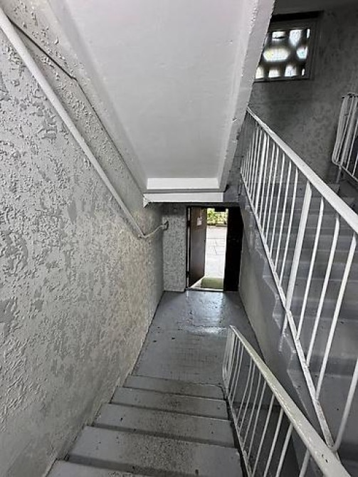 2 комнаты, 52 м², 105 серия, 1 этаж, Косметический ремонт Бишкек - изображение 13