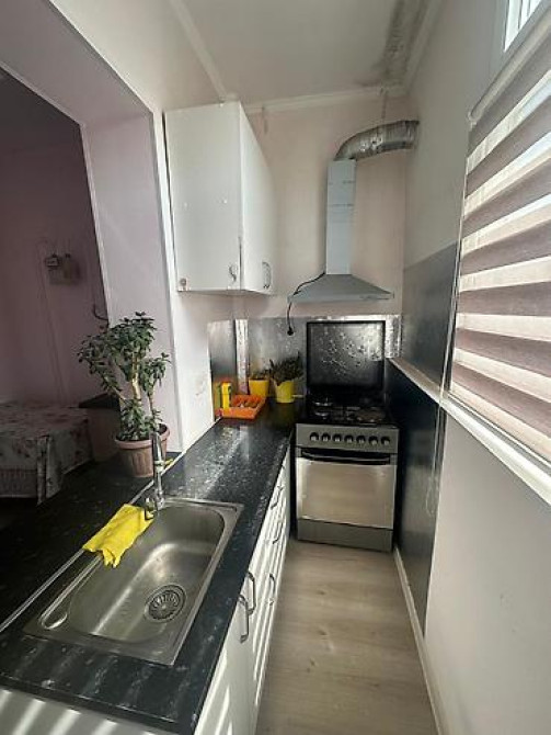 1 комната, 51 м², Индивидуалка, 9 этаж, Косметический ремонт Бишкек - изображение 4