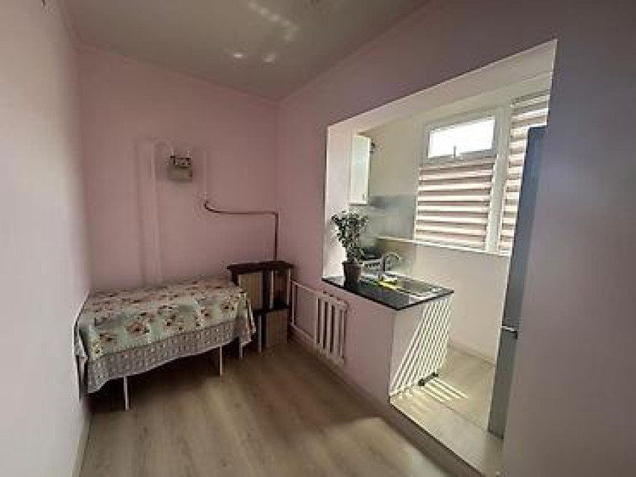 1 комната, 51 м², Индивидуалка, 9 этаж, Косметический ремонт Бишкек - изображение 3
