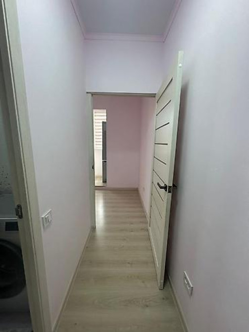 1 комната, 51 м², Индивидуалка, 9 этаж, Косметический ремонт Бишкек - изображение 5