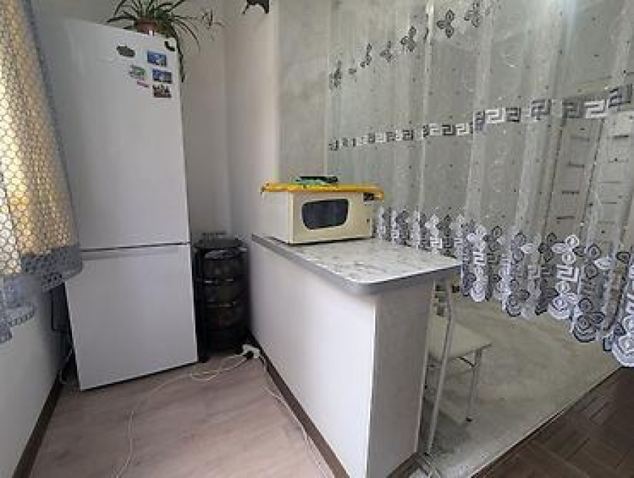 2 комнаты, 53 м², 106 серия, 1 этаж, Косметический ремонт Бишкек - изображение 6
