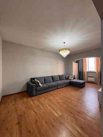 2 комнаты, 53 м², 106 серия улучшенная, 1 этаж, Косметический ремонт Бишкек