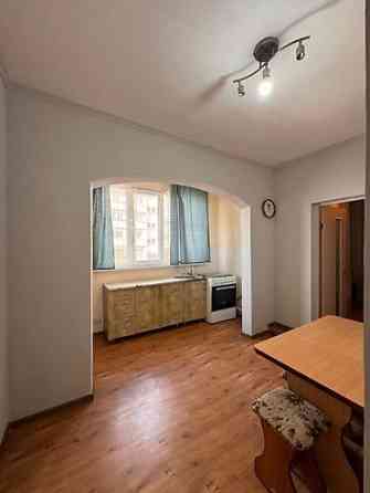 2 комнаты, 53 м², 106 серия улучшенная, 1 этаж, Косметический ремонт Бишкек