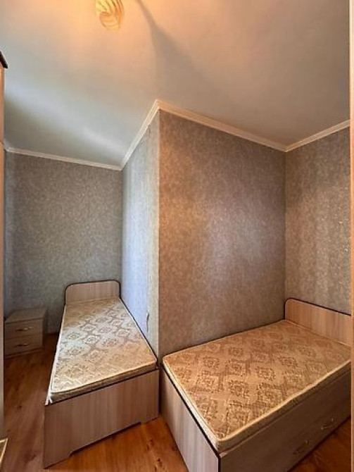2 комнаты, 53 м², 106 серия улучшенная, 1 этаж, Косметический ремонт Бишкек - изображение 4