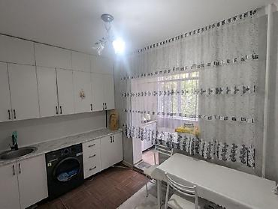 2 комнаты, 53 м², 106 серия, 1 этаж, Косметический ремонт Бишкек - изображение 5