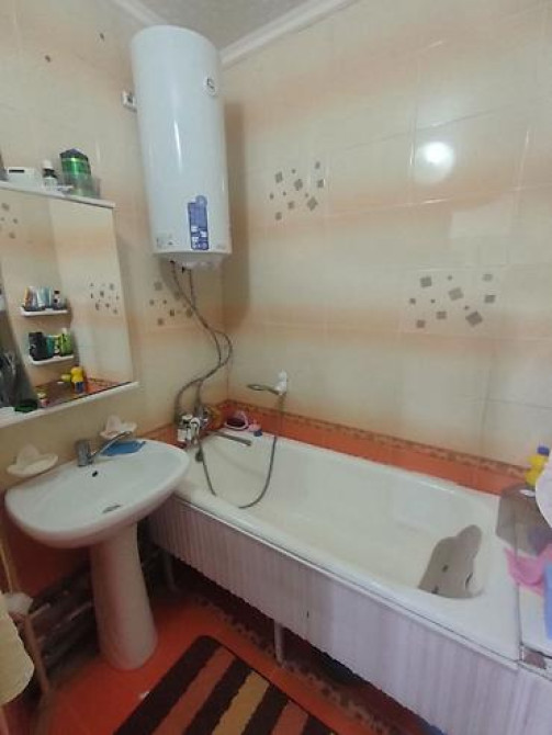 2 комнаты, 53 м², 106 серия, 1 этаж, Косметический ремонт Бишкек - изображение 6