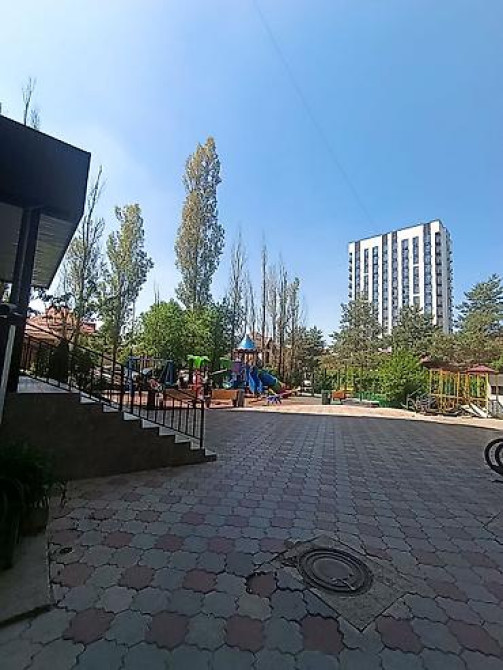 2 комнаты, 51 м², Элитка, 3 этаж, Старый ремонт Бишкек - изображение 12