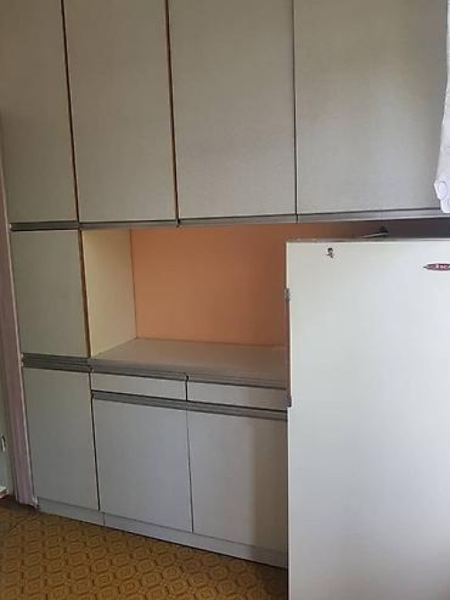 2 комнаты, 50 м², Индивидуалка, 2 этаж, Старый ремонт Бишкек - изображение 4