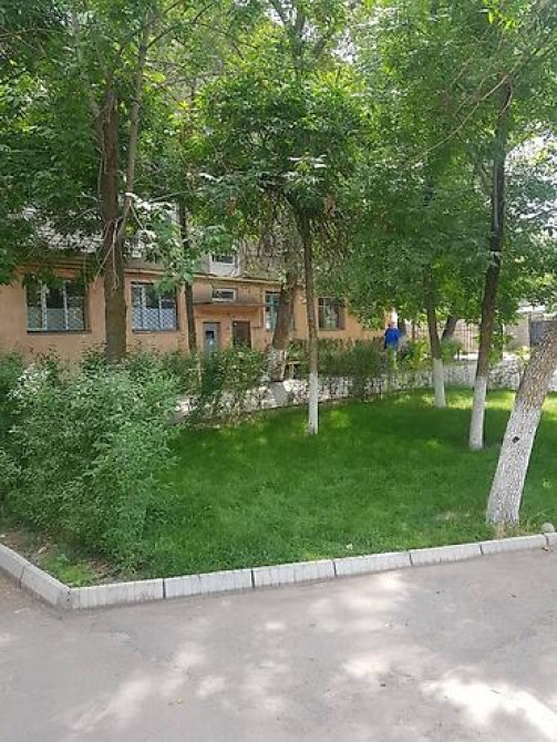 2 комнаты, 50 м², Индивидуалка, 2 этаж, Старый ремонт Бишкек - изображение 11