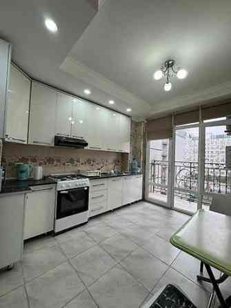 1 комната, 52 м², Элитка, 5 этаж, Косметический ремонт Бишкек