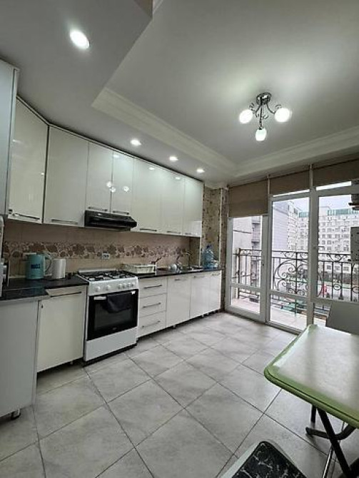 1 комната, 52 м², Элитка, 5 этаж, Косметический ремонт Бишкек - изображение 4