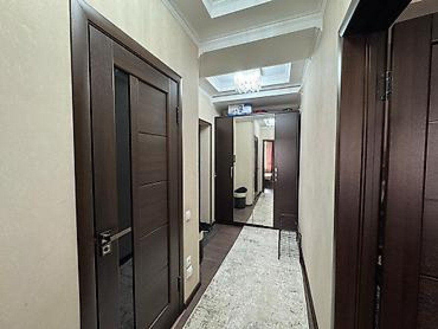 2 комнаты, 53 м², Элитка, 7 этаж, Старый ремонт Бишкек - изображение 16