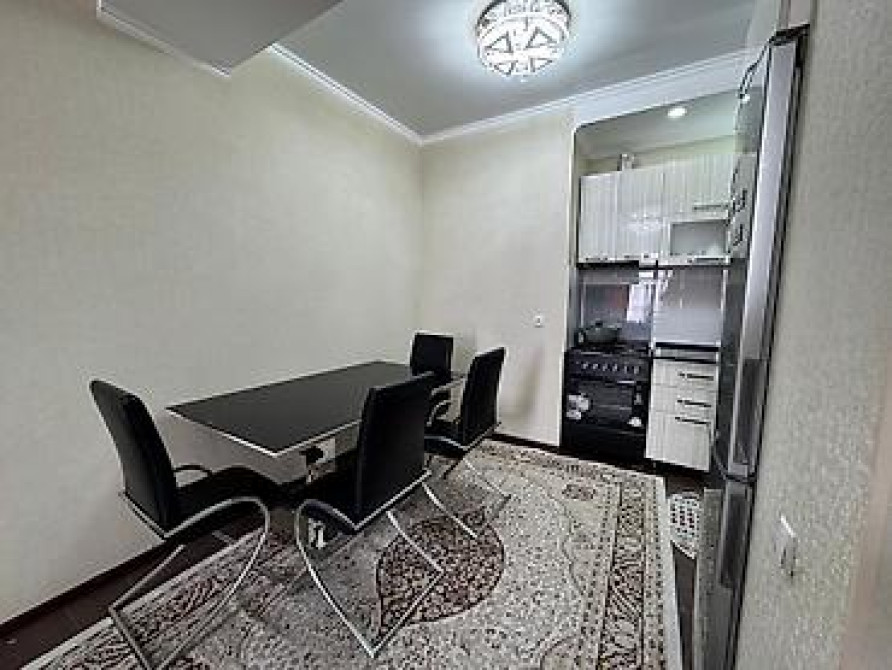 2 комнаты, 53 м², Элитка, 7 этаж, Старый ремонт Бишкек - изображение 8